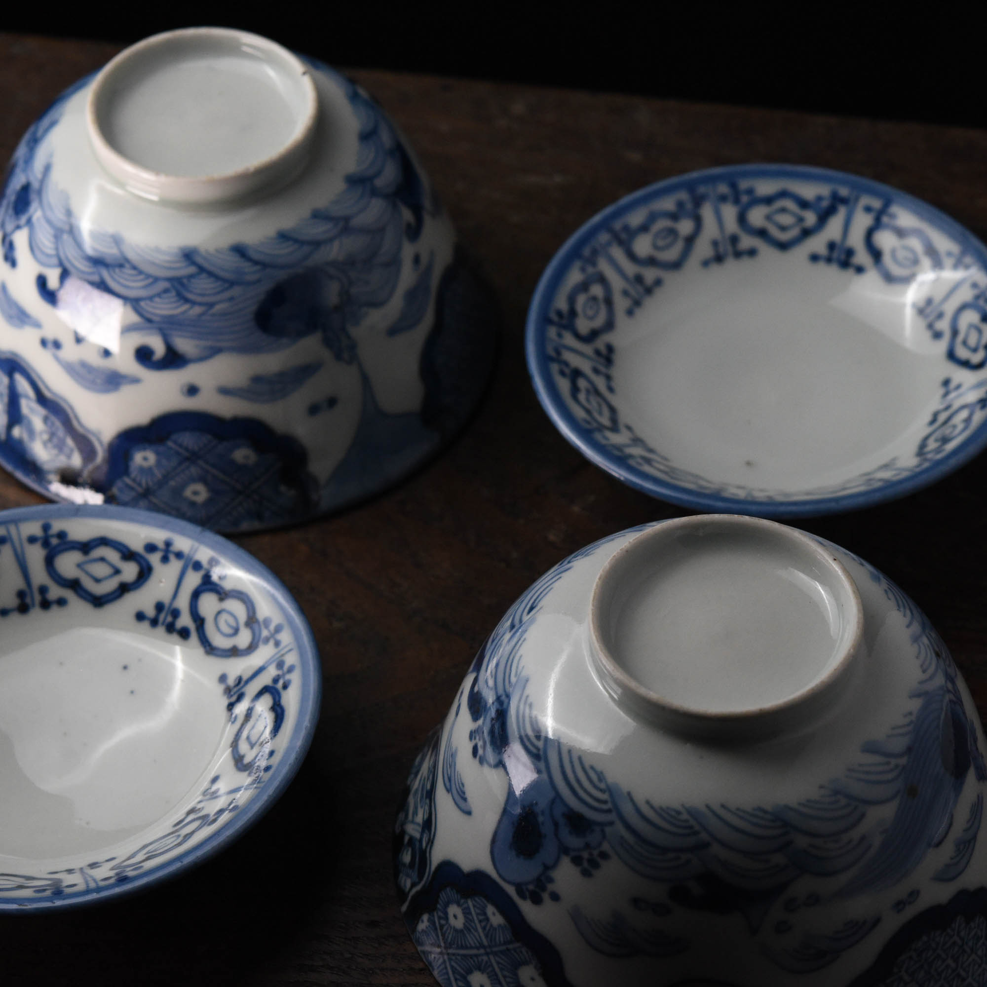 陶磁器 :: 蜃気楼文 伊万里染付 蓋茶碗 2客 | COTTOU.JP 骨董の