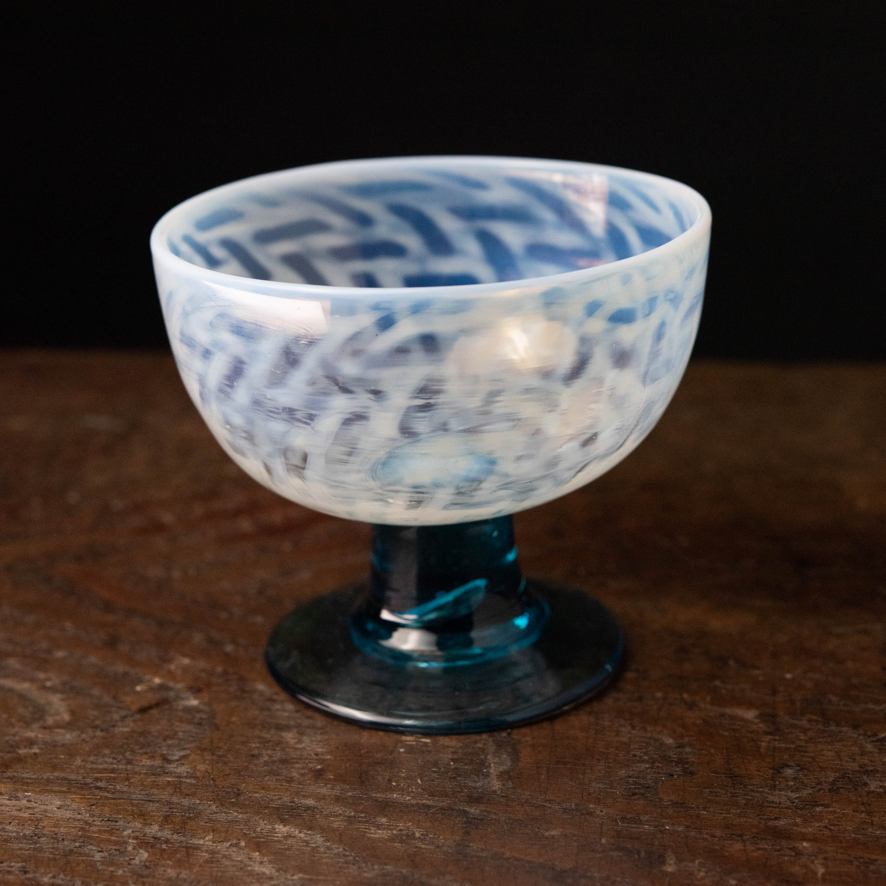 ガラス :: 籠目文 水色脚 碗型 氷コップ | COTTOU.JP 骨董の通販 