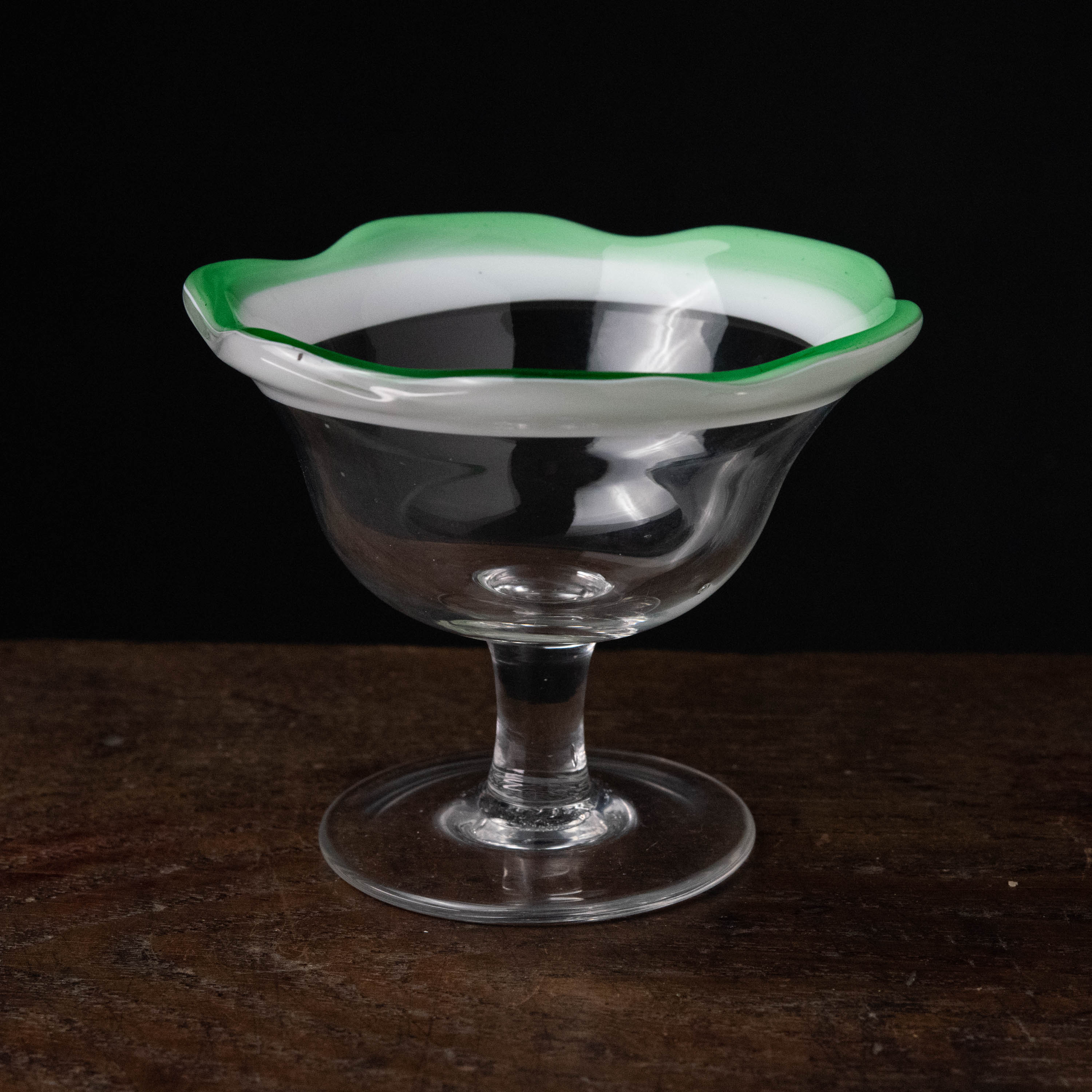 ガラス :: 緑花縁 乳白 氷コップ | COTTOU.JP 骨董の通販マーケット 