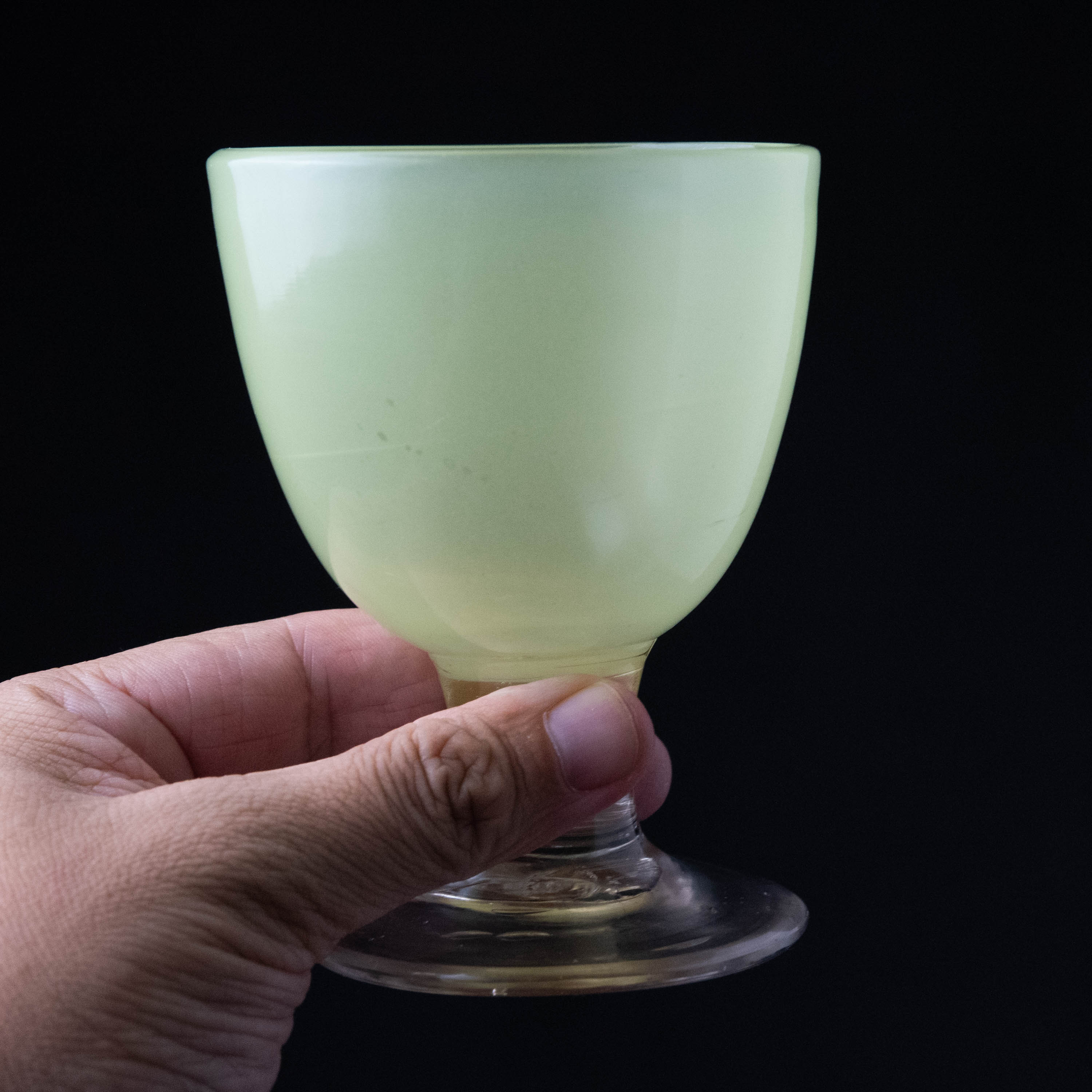 ガラス :: ウランガラス なつめ型 氷コップ | COTTOU.JP 骨董の通販 