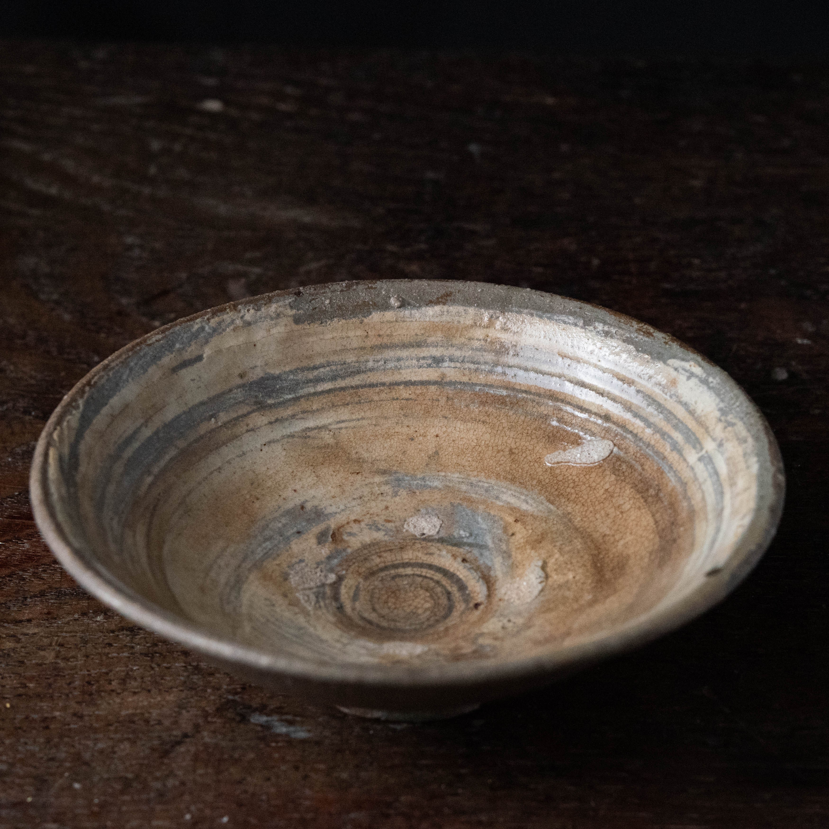 陶磁器 :: 李朝 粉青沙器 刷毛目 盃 | COTTOU.JP 骨董の通販マーケット