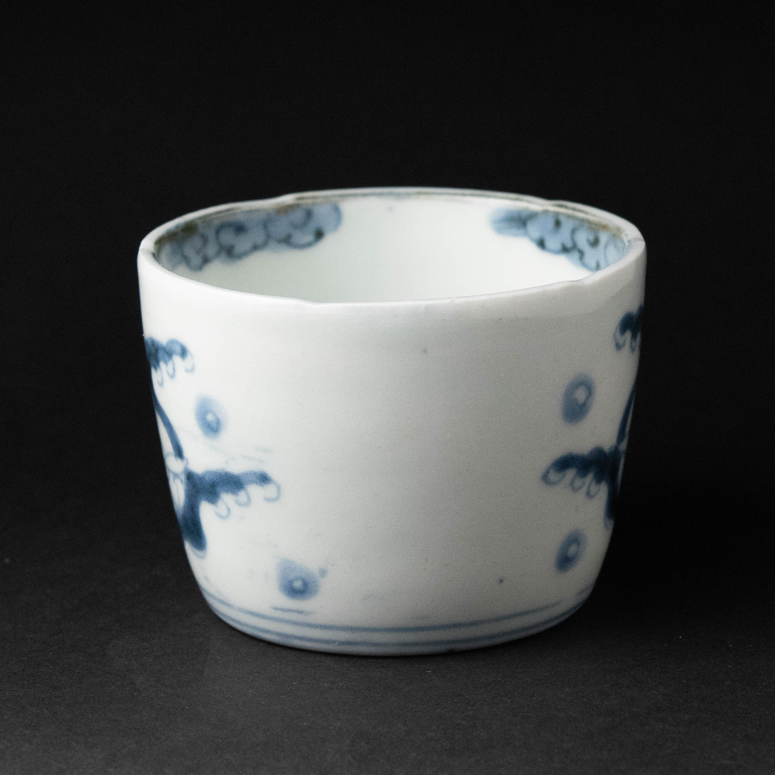 陶磁器 :: 古伊万里 波うさぎ文 そば猪口 | COTTOU.JP 骨董の