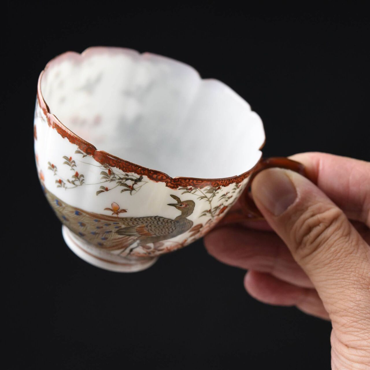 陶磁器 :: 花鳥孔雀図 高山一二 横浜・東京焼 カップ&ソーサー | COTTOU.JP 骨董の通販マーケットプレイス