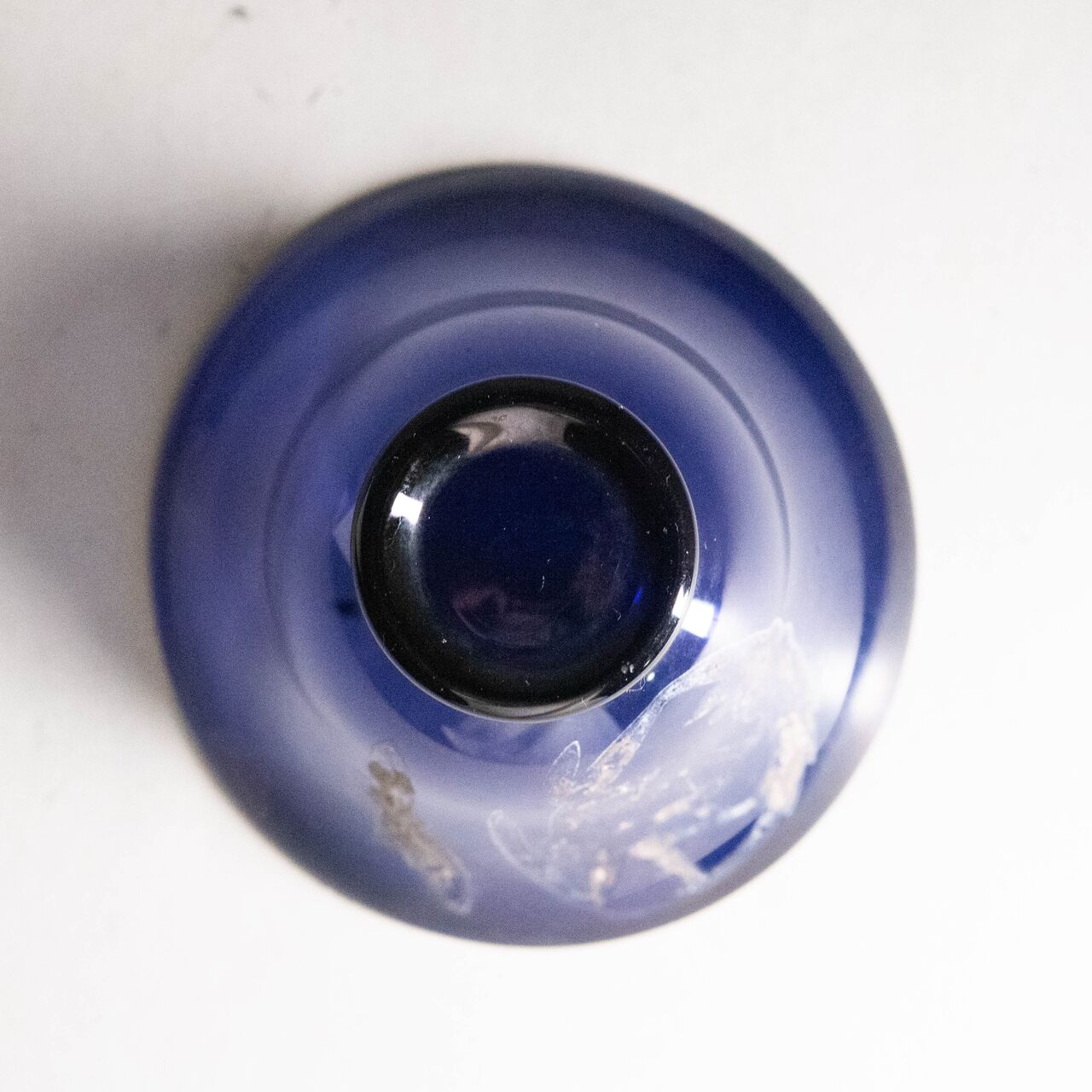 ガラス :: 幕末明治 笹文 紫 ギヤマン 盃 酒器 和ガラス ガラス :: 幕末明治 笹文 紫 ギヤマン 盃 酒器 和ガラス